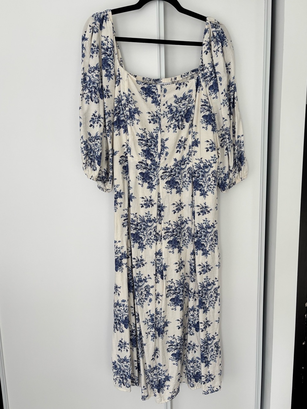 Puff-Sleeve Midi Dress in Cream and Blue Floral